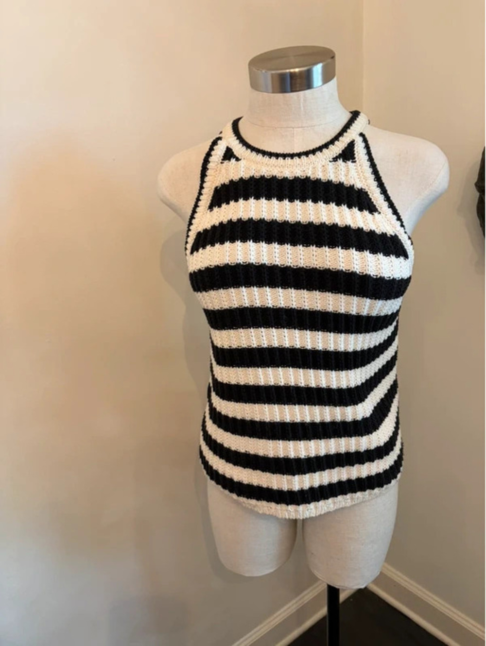 Coastal striped tank
